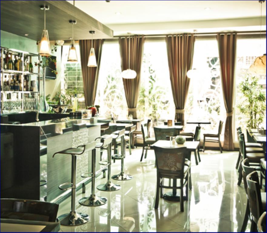 Avitel Hotel Makati City Ngoại thất bức ảnh