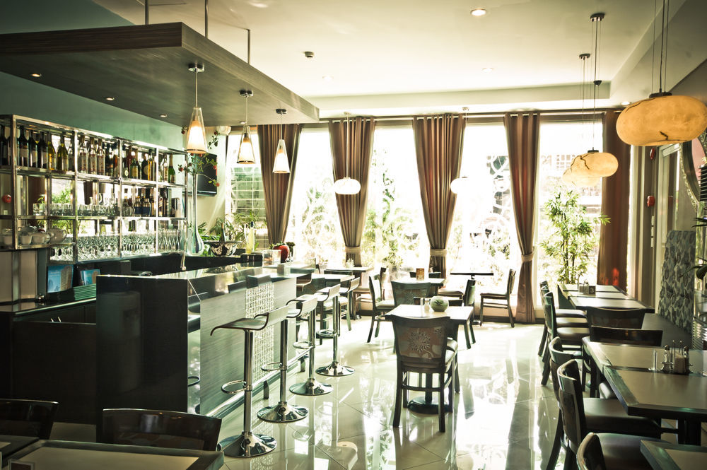 Avitel Hotel Makati City Ngoại thất bức ảnh
