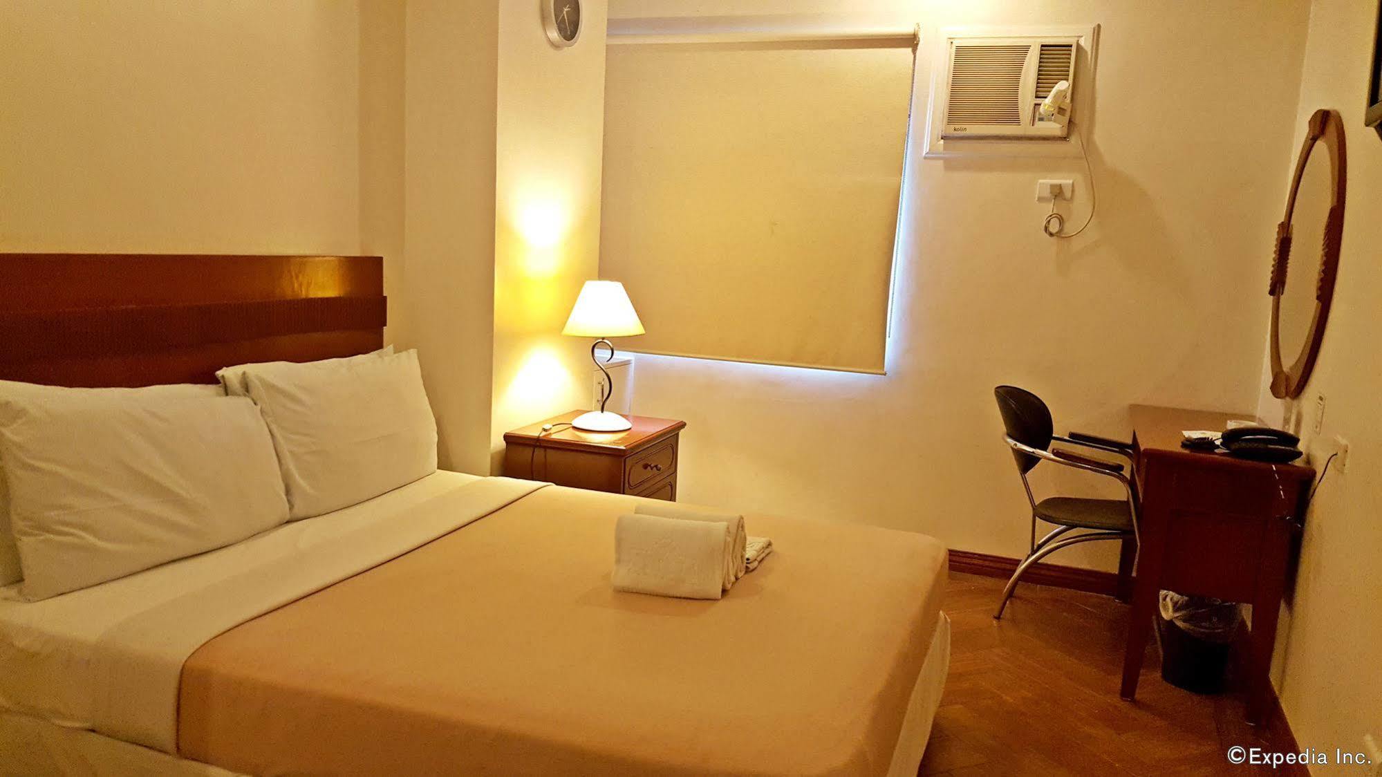 Avitel Hotel Makati City Ngoại thất bức ảnh