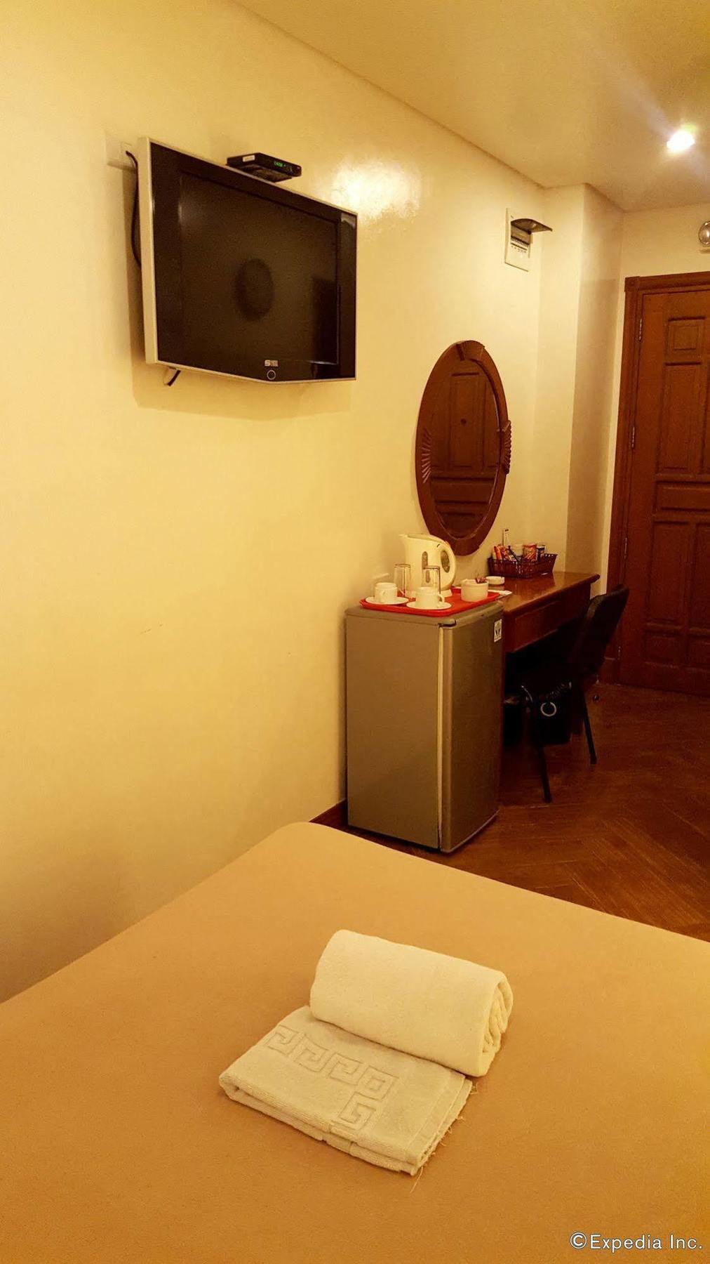 Avitel Hotel Makati City Ngoại thất bức ảnh